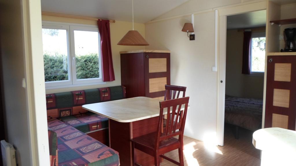Camping Les Pinasses La Chapelle (Lorraine) Exterior foto